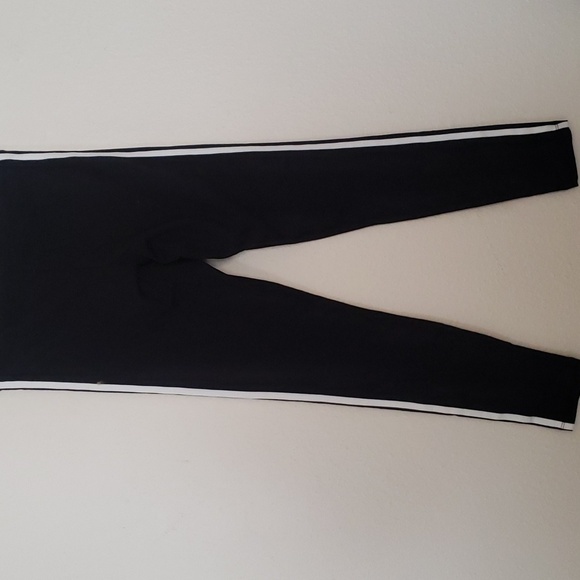 ADIDDAS Essentials 3-Stripes Leggings - Picture 9 of 10